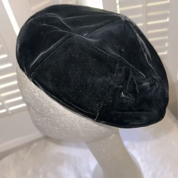 Vintage‎ 50s Black Velvet Beret - Picture 4 of 7